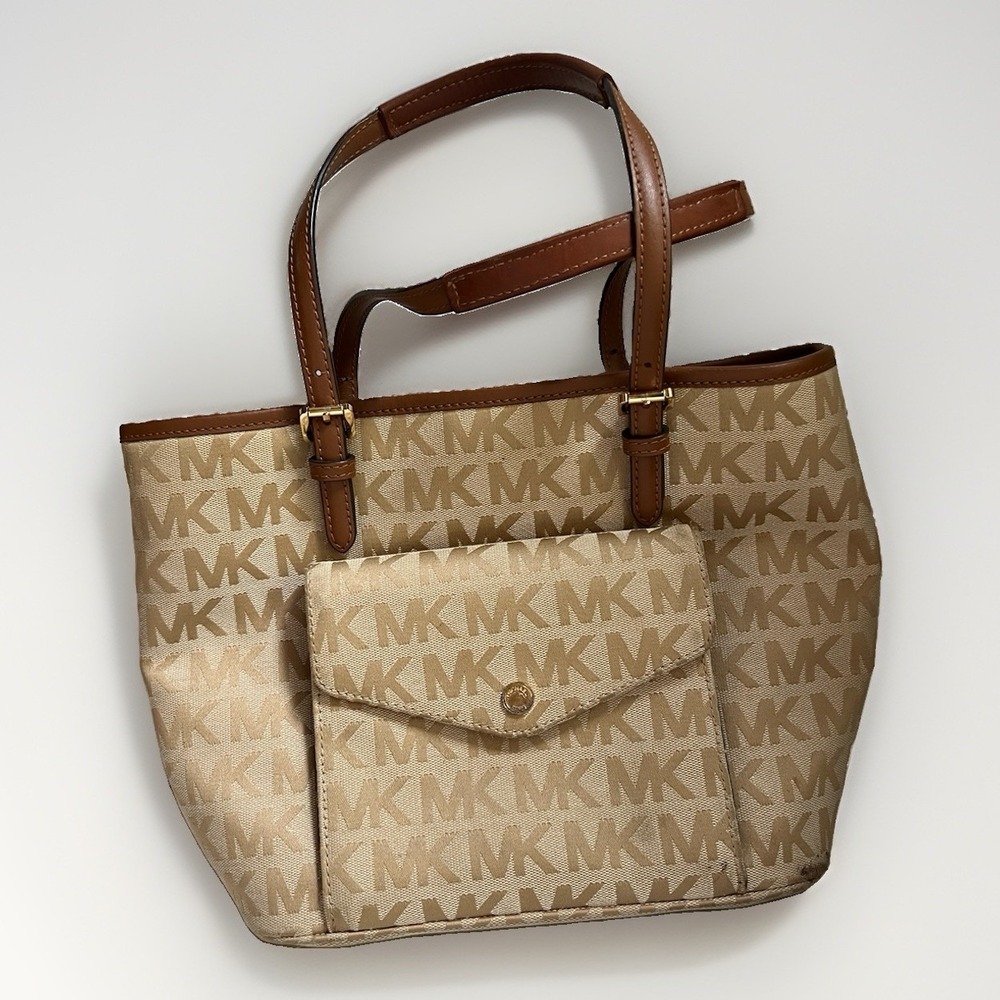 Michael Kors Signature Jacquard Jet Set Medium Pocket Tote Camel